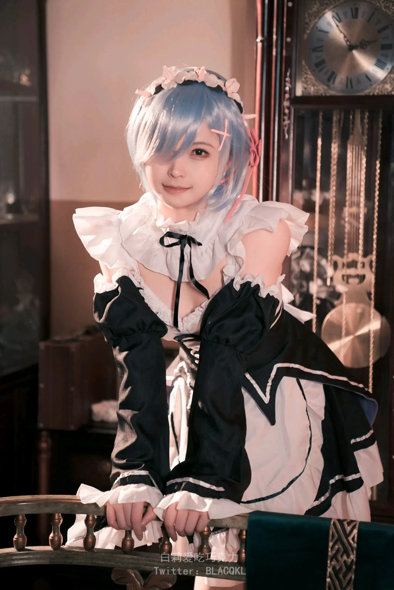 白莉爱吃巧克力 人物Cosplay写真图集 7